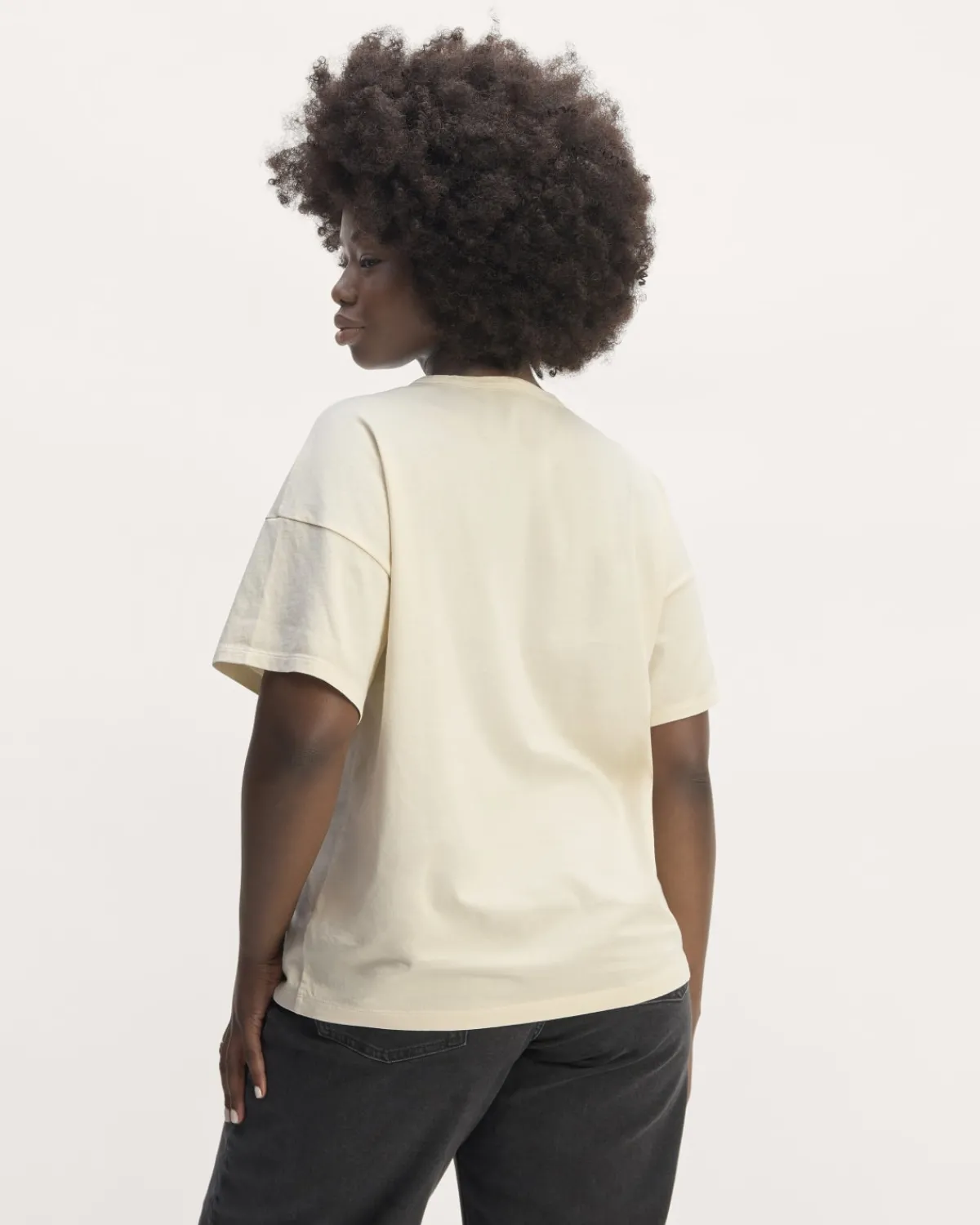 Everlane Tees|Short Sleeve Tees*The Boyfriend Tee in Essential Cotton