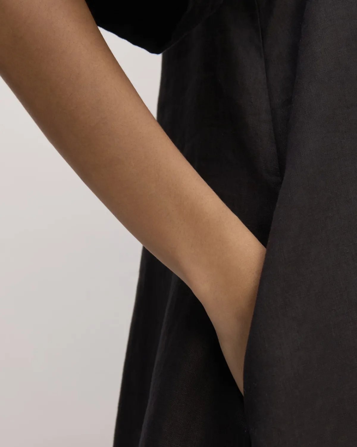 Everlane Dresses*The Daytripper Dress in Linen