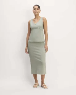 Everlane Tops*The Dream V-Neck Top