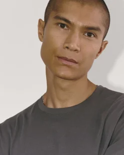 Everlane Tees*The Essential Organic Long-Sleeve Tee