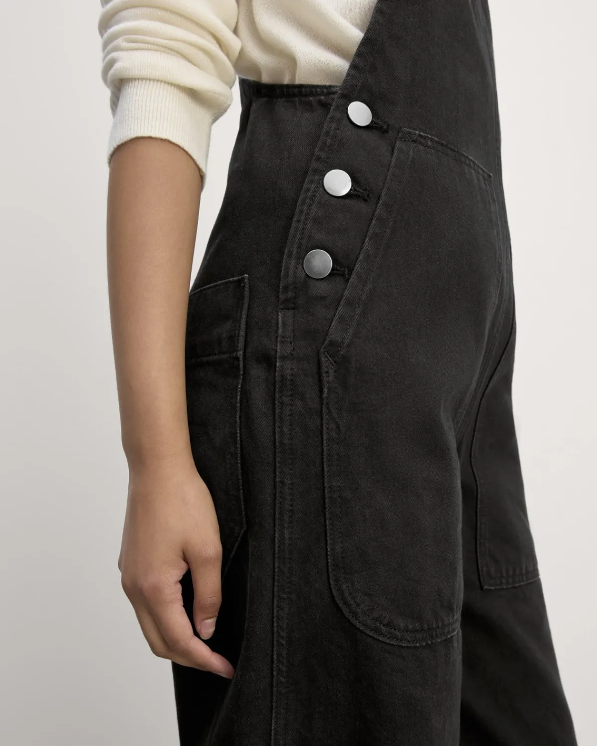 Everlane Jeans*The Gardener Overall Black