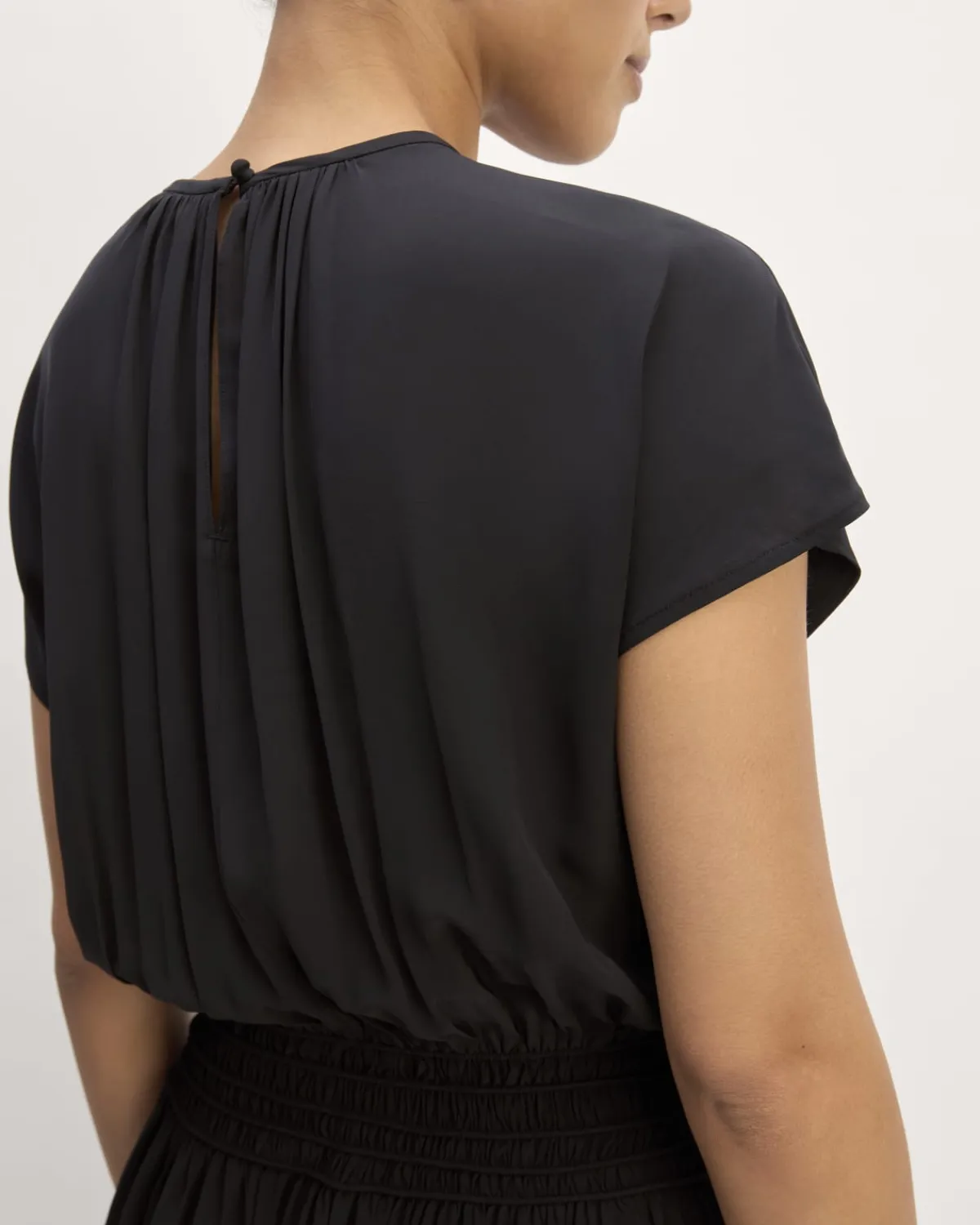 Everlane Dresses*The Gathered Midi Dress