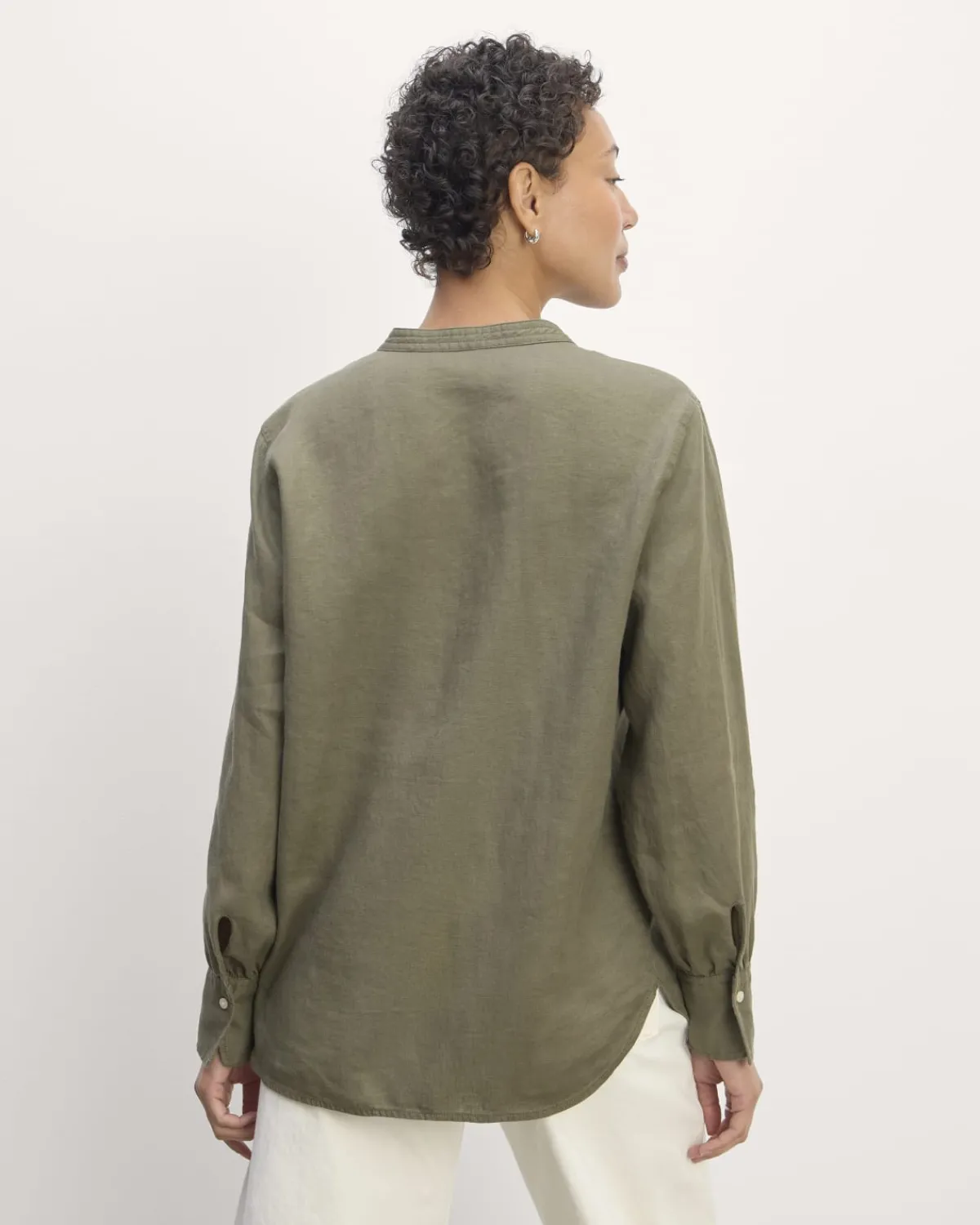 Everlane Tops*The Henley Shirt in Linen