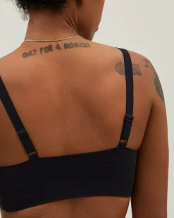 Everlane Intimates*The Invisible Bra
