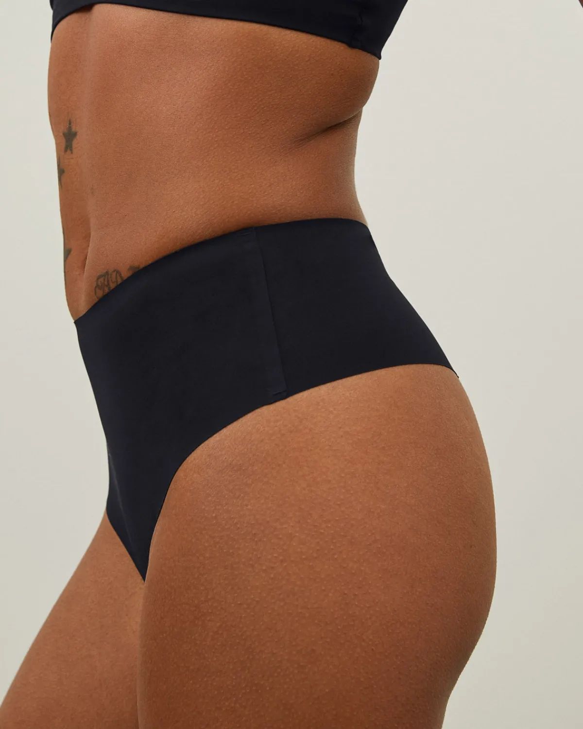 Everlane Intimates*The Invisible High-Rise Thong