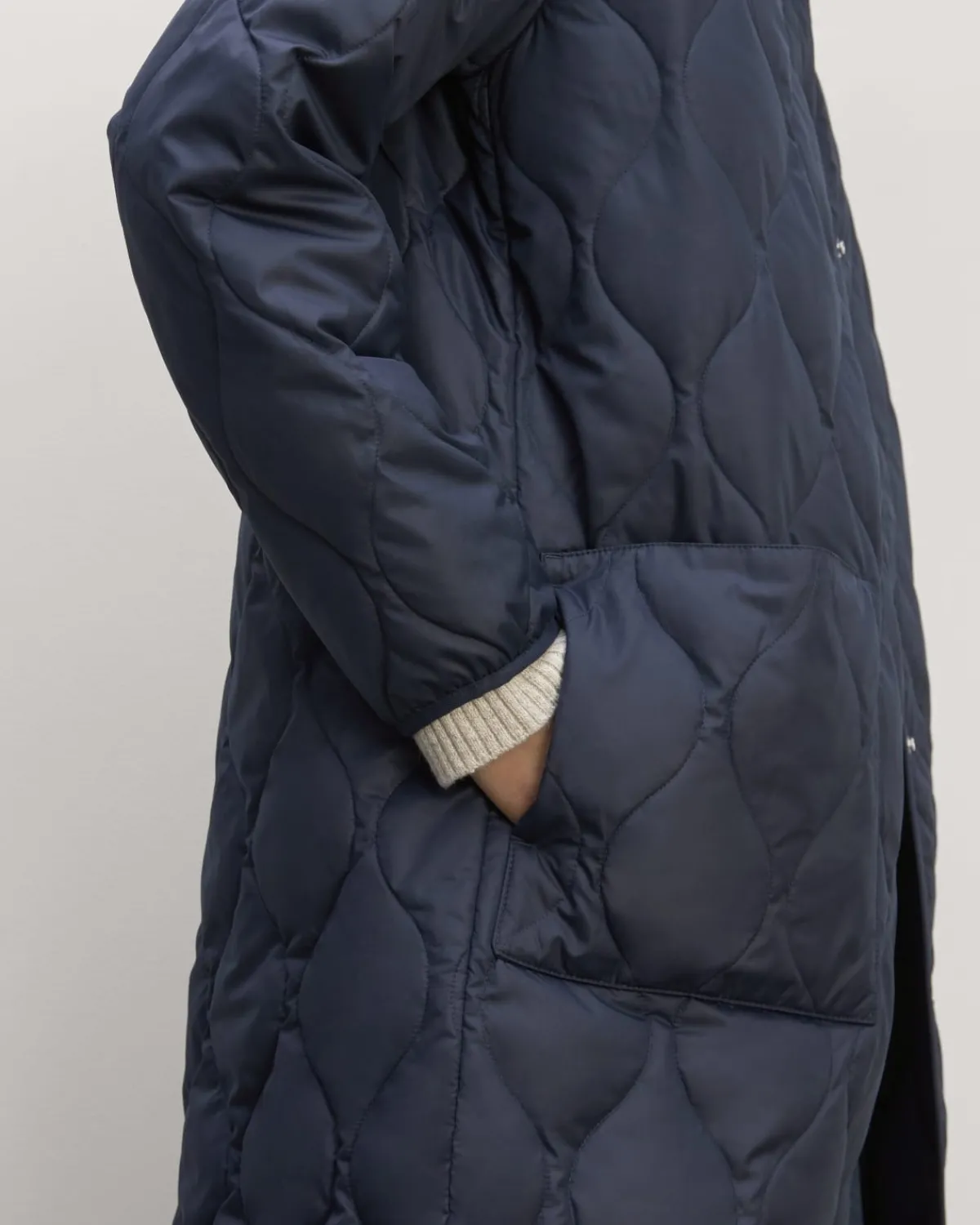 Everlane Jackets & Coats|Puffers & Quilted Jackets*The Long Quilted Liner