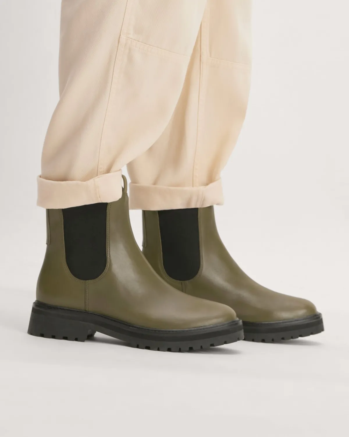Everlane Shoes|Boots*The Lug Chelsea Boot