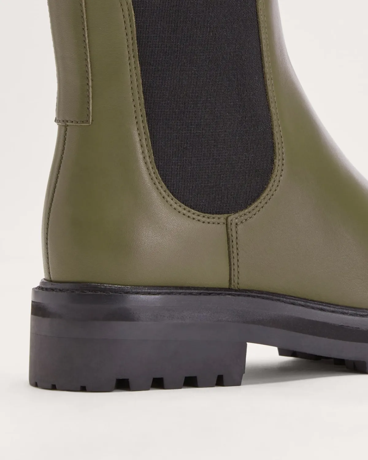 Everlane Shoes|Boots*The Lug Chelsea Boot