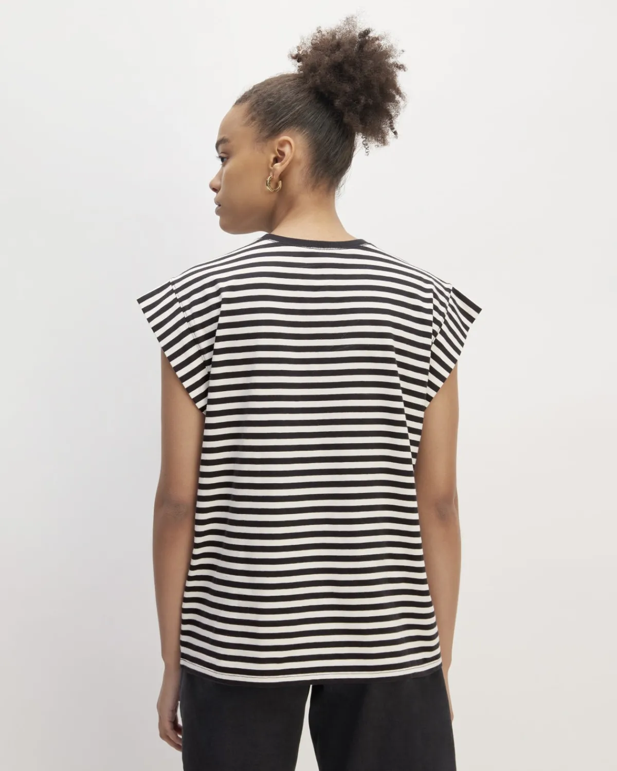 Everlane Tees|Short Sleeve Tees*The Muscle Tee in Essential Cotton