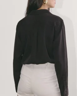 Everlane Tops*The Must-Have Shirt in Butterlite