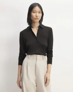 Everlane Tops*The Must-Have Shirt in Butterluxe