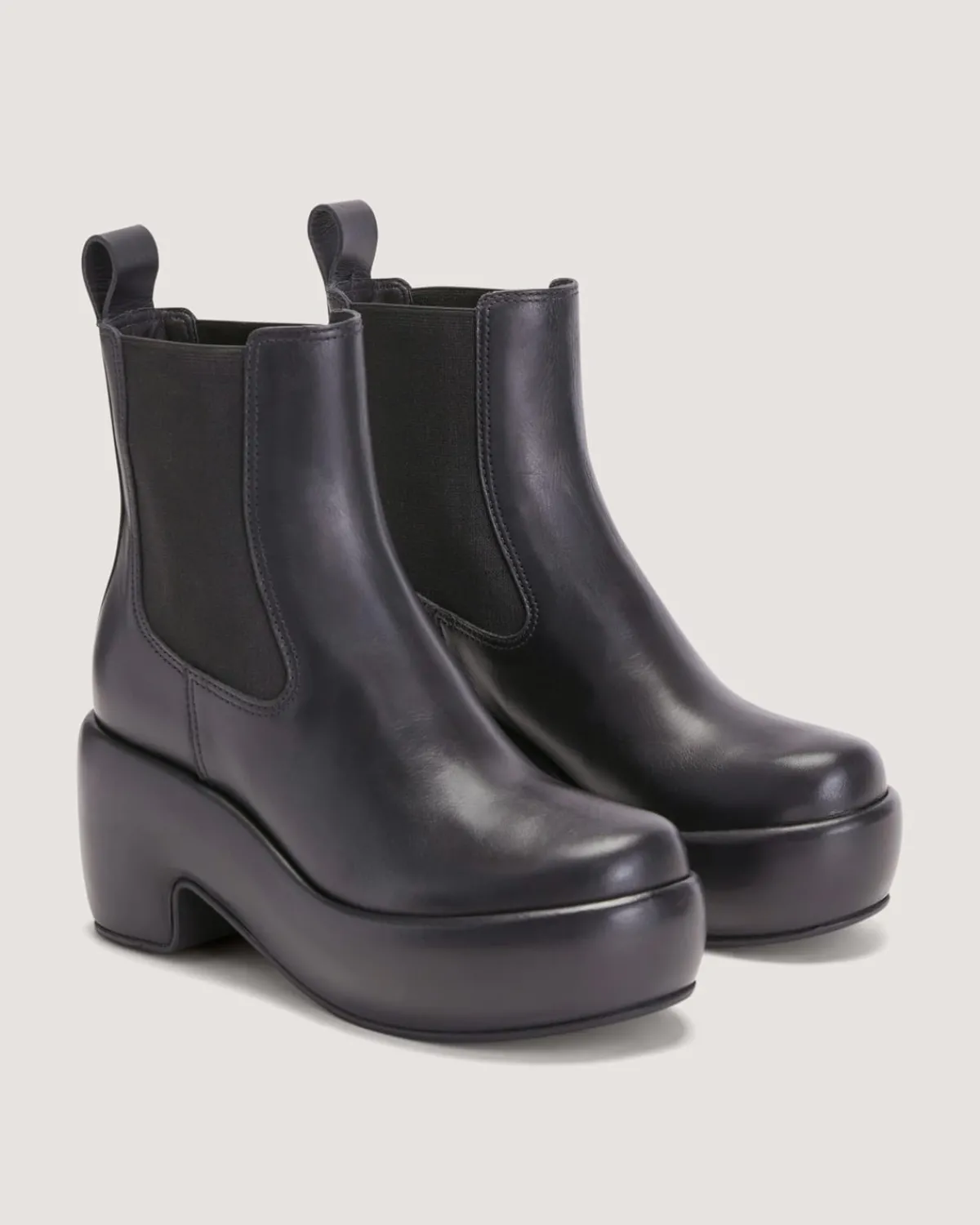 Everlane Shoes|Boots*The Puffa Boot Black