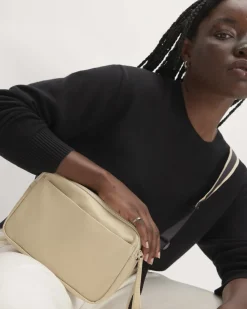 Everlane Bags*The Recycled Nylon Camera Bag