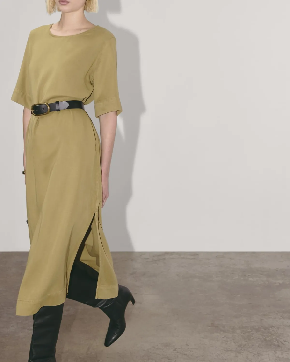Everlane Dresses*The Relaxed T-Shirt Dress in Buttersoft