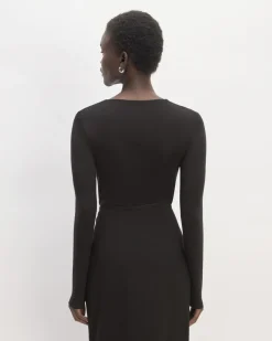 Everlane Tops*The Ruched V-Neck Tee in Butterluxe
