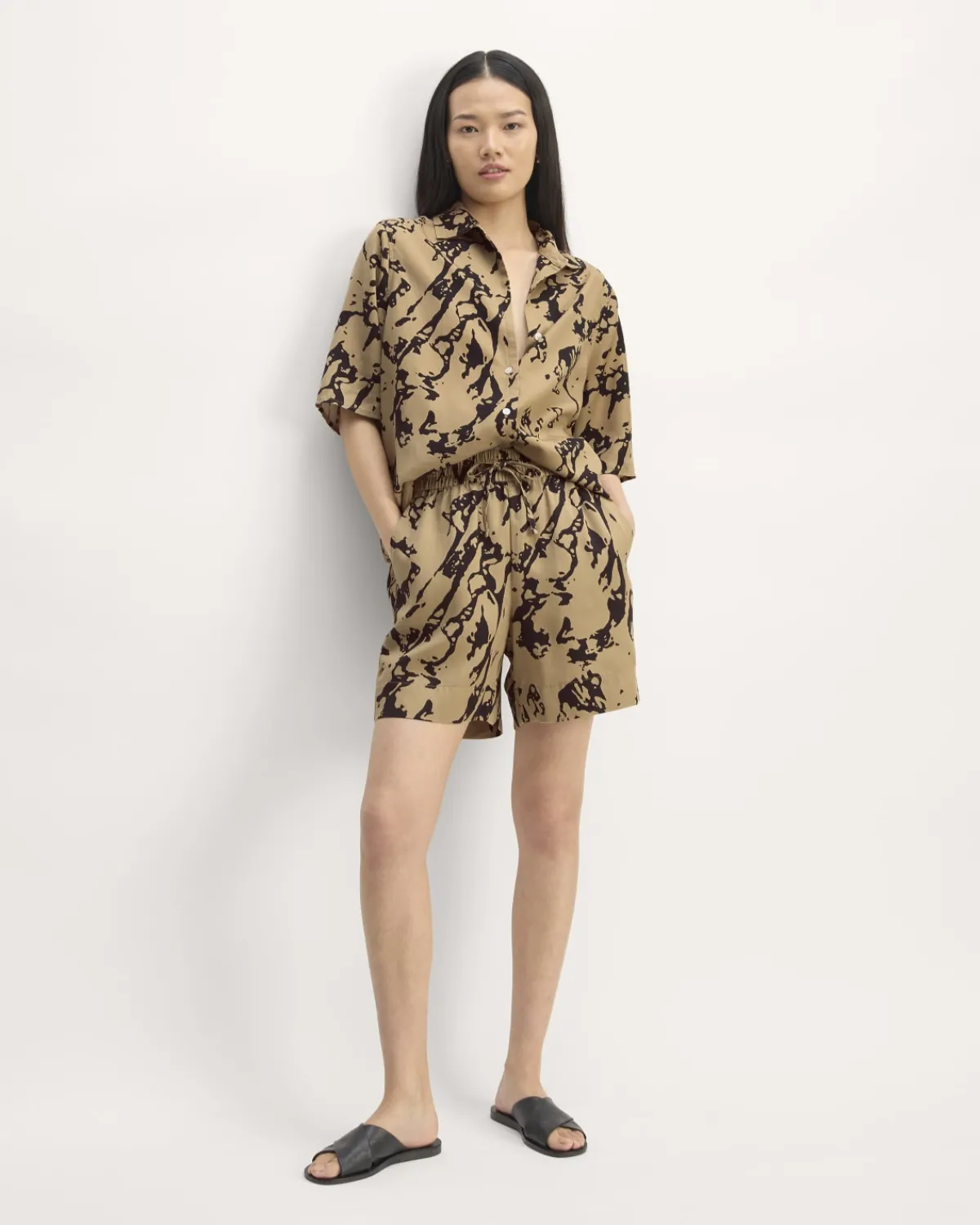 Everlane Tops*The Short-Sleeve Shirt in Butterlite