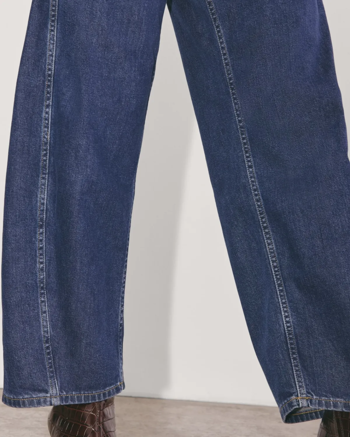 Everlane Jeans|Barrel Jeans*The Way-High® Twist Curve Jean